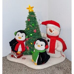 Hallmark 2006 Christmas Decor Animated Musical Snowman Penguins Tree Light WORKS